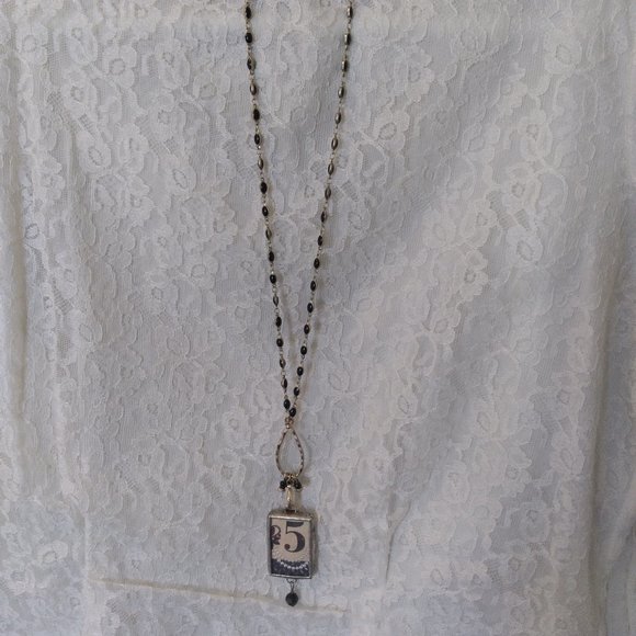 Jewel Kade Necklace with Charm/Pendant "Classy and Fabulous/ 5" - Picture 4 of 9